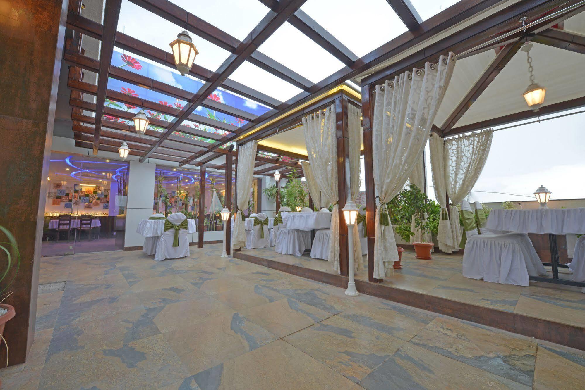 Hotel Jp International Аурангабад Екстер'єр фото